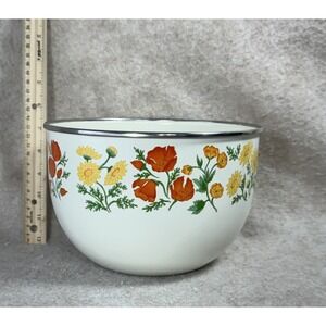 Vintage Decorative Mixing/Serving Bowl
